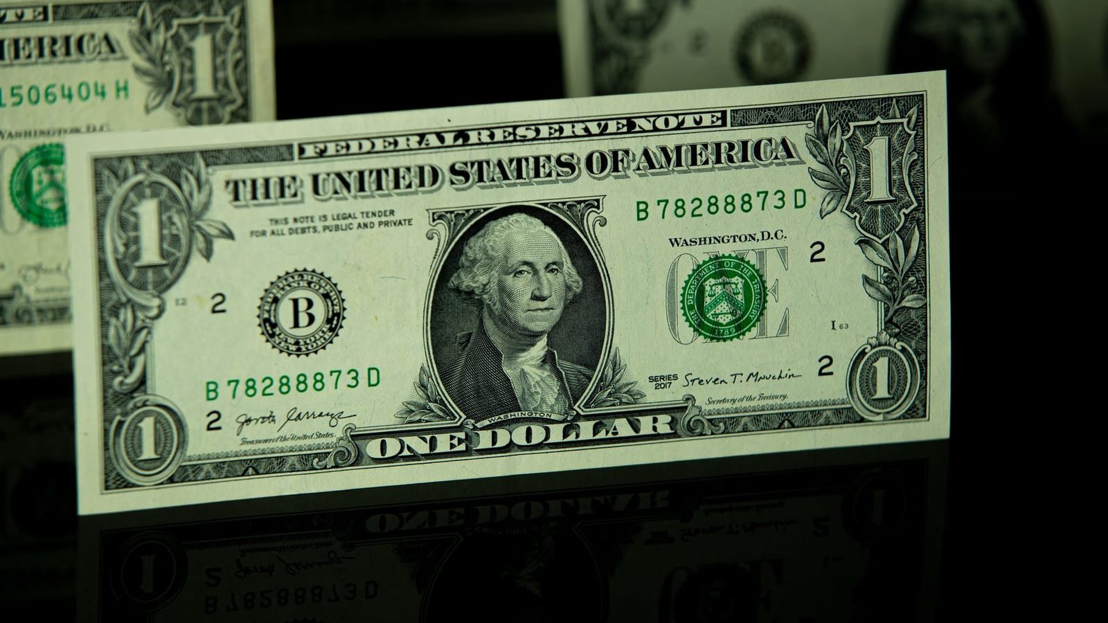 Warsh apontará razões para o Fed manter juros; Trump e IA aumentam pressão
